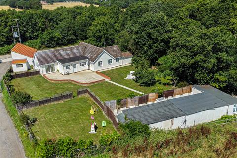 4 bedroom detached bungalow for sale, Rectory Road, Weeley Heath