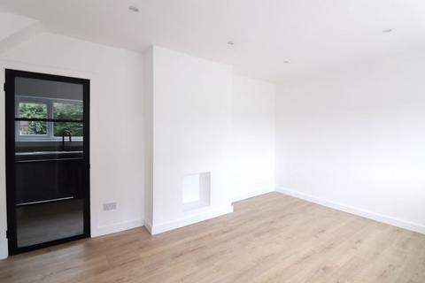 2 bedroom terraced house for sale, New Lester Way, Manchester M38