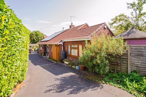 3 bedroom detached bungalow for sale, Wolverhampton Road, Stafford ST19