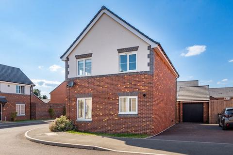 3 bedroom detached house for sale, Black Pear Drive, Stourport DY13