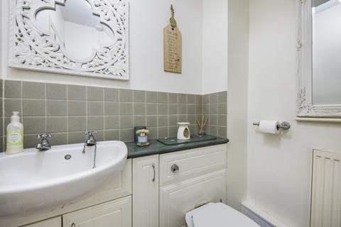 9 Latimer Road, Corby, NN17 2DA