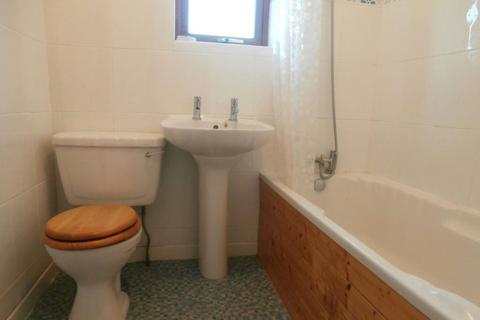 31 Copley Street, Shaw, Oldham, OL2 7TR