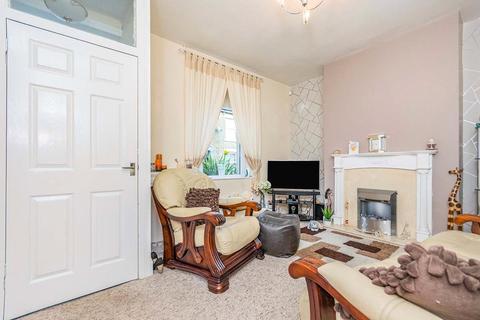 12a Gordon Street, Shaw, Oldham, OL2 8EU