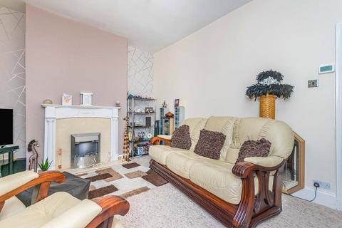 12a Gordon Street, Shaw, Oldham, OL2 8EU