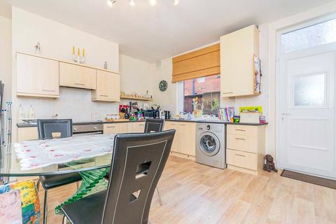 12a Gordon Street, Shaw, Oldham, OL2 8EU