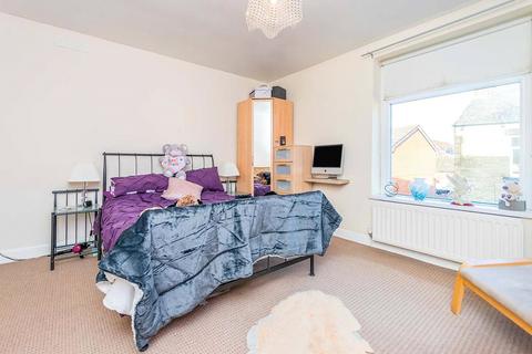 12a Gordon Street, Shaw, Oldham, OL2 8EU