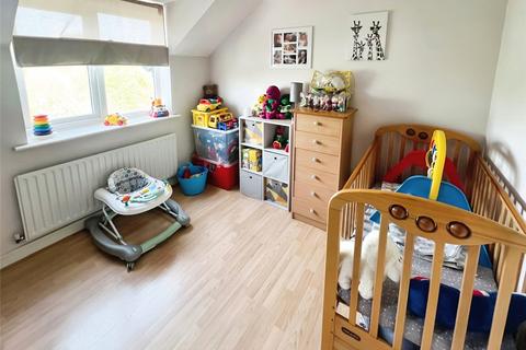 6 Baldwins Close, Royton, Oldham, OL2 5FG