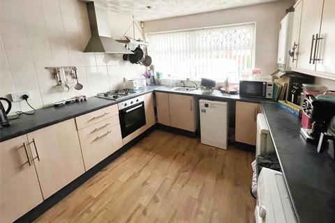 4 bedroom detached house for sale, Warwick Close, Oldham OL2