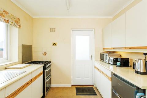 114 Trent Road, Shaw, Oldham, OL2 7QH