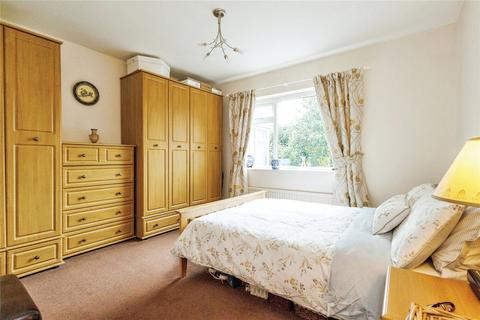 114 Trent Road, Shaw, Oldham, OL2 7QH