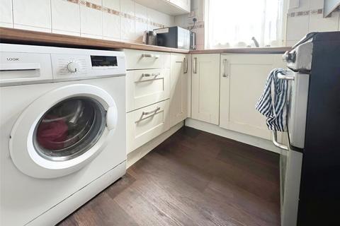 199 Copster Hill Road, Oldham, OL8 3DD