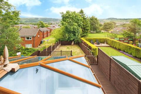 25 Chamber Road, Shaw, Oldham, OL2 7AR