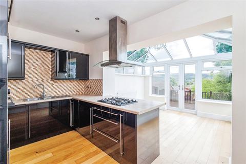 25 Chamber Road, Shaw, Oldham, OL2 7AR