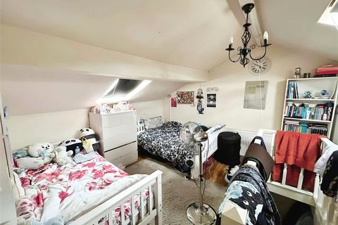 7 Forest Street, Oldham, OL8 3ER