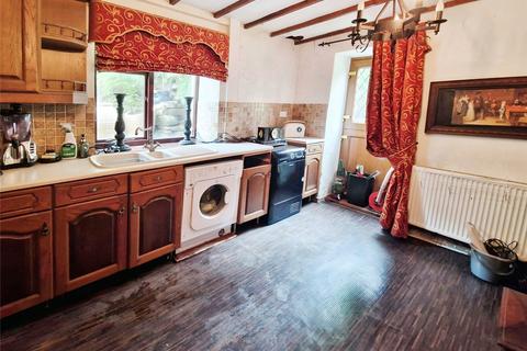 2 bedroom end of terrace house for sale, Buckstones Road, Oldham OL2