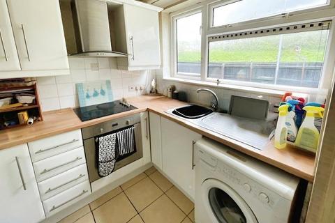 2 bedroom flat for sale, Colinton, Lancashire WN8