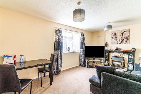 2 bedroom flat for sale, Warburton Close, Hampshire SO19