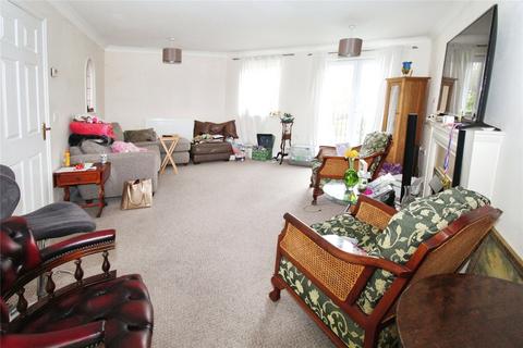 2 bedroom flat for sale, The Dell, Hampshire SO15