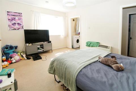 30 Captains Place, Southampton, SO14 3TE