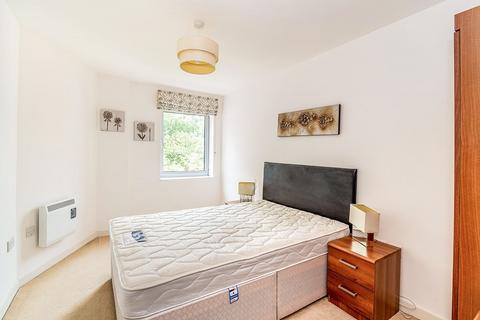 2 bedroom flat to rent, Admiralty Road, Portsmouth PO1