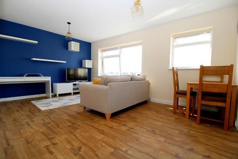 1 bedroom apartment for sale, Westfield Court, Stopsley, Luton, Bedfordshire, LU2 8DW