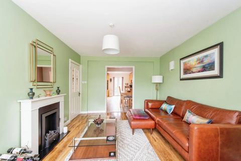 123 Church Lane, Chessington, KT9 2DP