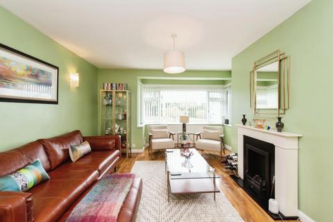 123 Church Lane, Chessington, KT9 2DP