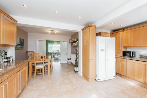 123 Church Lane, Chessington, KT9 2DP
