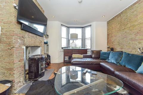 3 bedroom semi-detached house to rent, Rowlls Road, Kingston upon Thames KT1