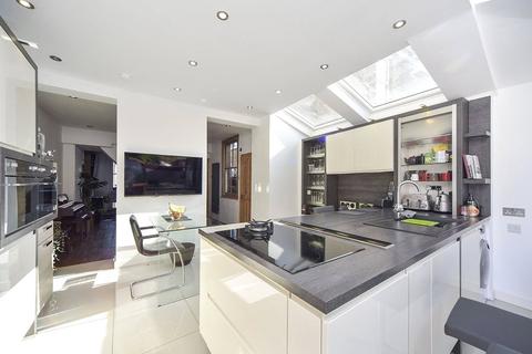 3 bedroom semi-detached house to rent, Rowlls Road, Kingston upon Thames KT1