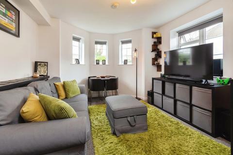 1 bedroom flat for sale, The Chilterns, Sutton SM2