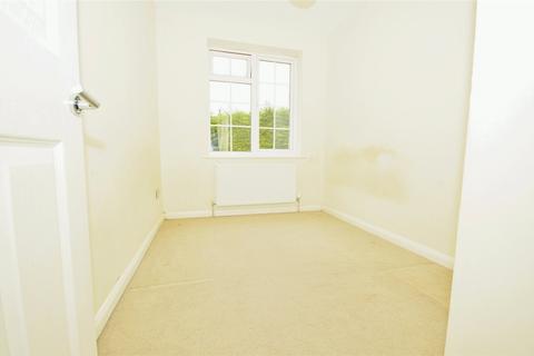 13 Ferndown Close, Sutton, SM2 5TG