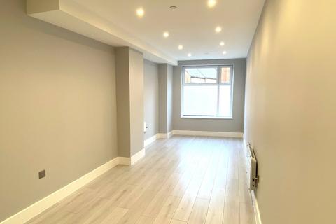 1 bedroom flat for sale, Restmor Way, Wallington SM6