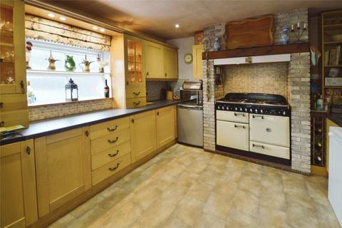 3 bedroom detached house for sale, Oversetts Road, Swadlincote DE11