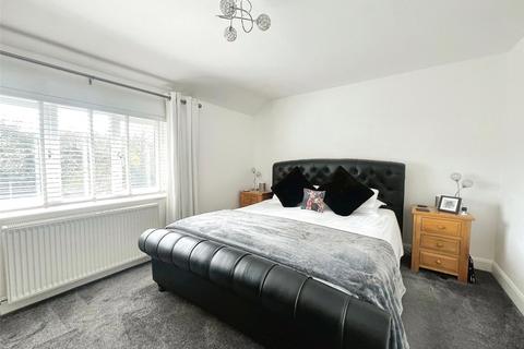 3 Alban Crescent, Farningham, Dartford, DA4 0BX