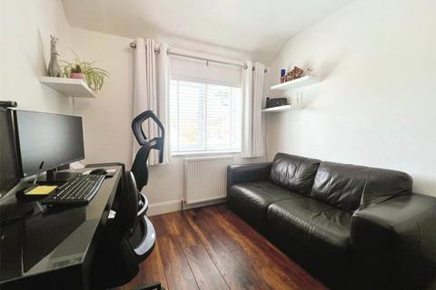 3 Alban Crescent, Farningham, Dartford, DA4 0BX