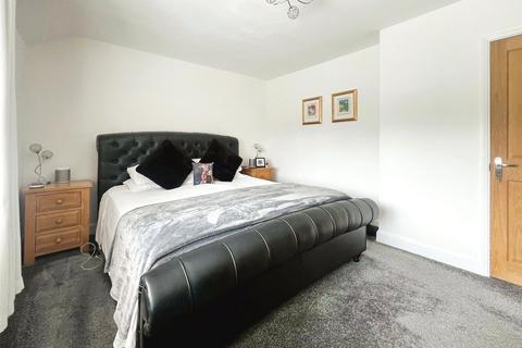 3 Alban Crescent, Farningham, Dartford, DA4 0BX