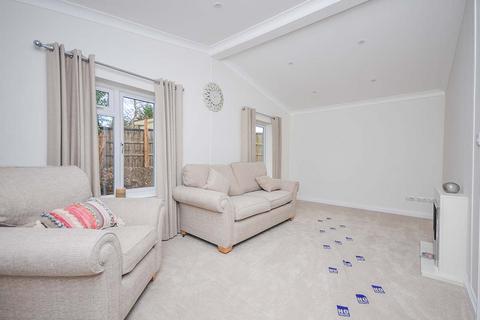 2 bedroom bungalow for sale, Stonehill Woods Park, Sidcup DA14