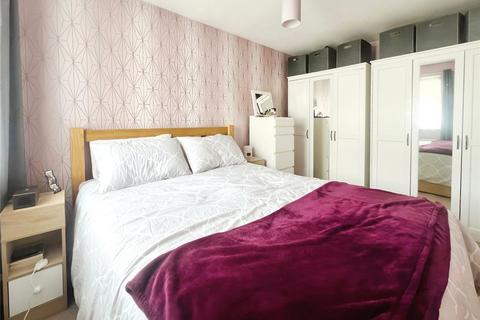 27 Conifer Way, Swanley, BR8 7UE