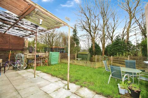76 Falcon Crescent, Clifton, Manchester, M27 8JQ