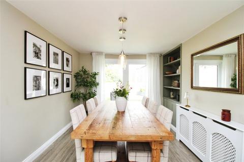 69 Burnside Avenue, Salford, M6 8NS