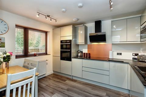 15 Emerald Walk, Tunbridge Wells, TN2 3FA