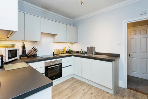 2 bedroom flat for sale, High Street, Kent TN1