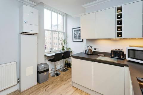 2 bedroom flat for sale, High Street, Kent TN1