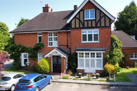 2 bedroom flat for sale, Bayhall Road, Kent TN2