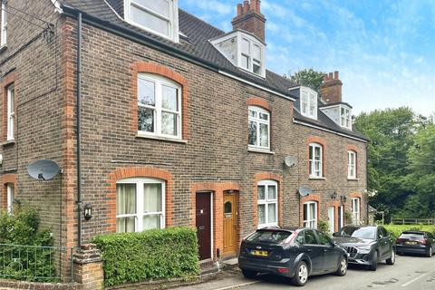 3 bedroom terraced house for sale, Station Road, Edenbridge TN8