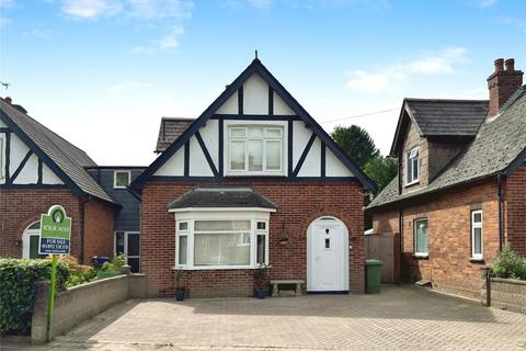 3 bedroom detached house for sale, Henwood Green Road, Tunbridge Wells TN2