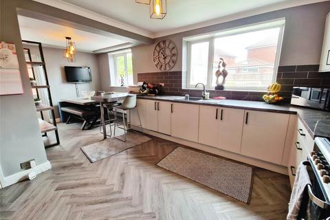 4 Everard Close, Worsley, Manchester, M28 7TY