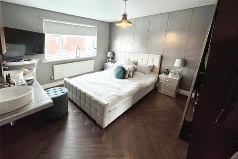 4 Everard Close, Worsley, Manchester, M28 7TY