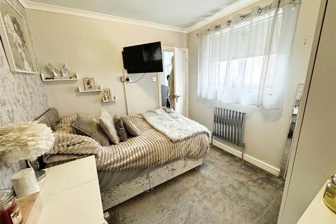 4 Everard Close, Worsley, Manchester, M28 7TY
